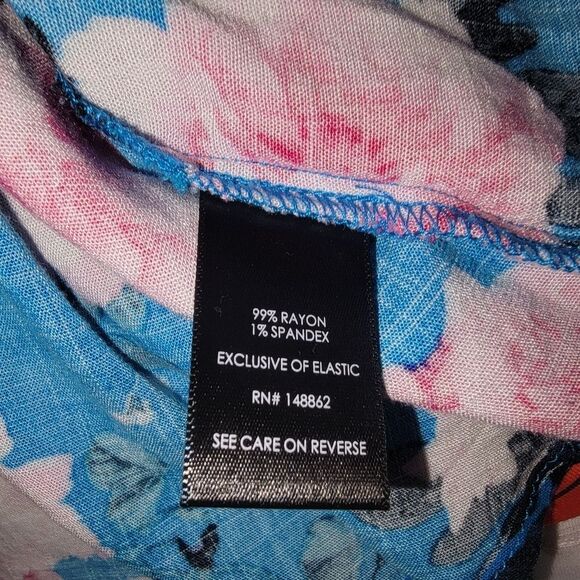 Torrid Rayon Slub Button-Front Flutter Sleeve Top 00 (m/l) - Picture 4 of 7